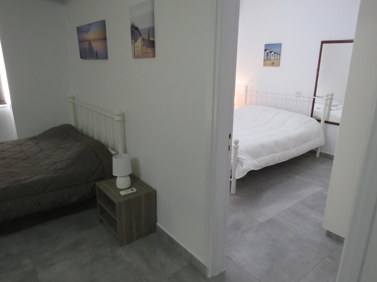 Adonis Apartment Paphos Exterior photo