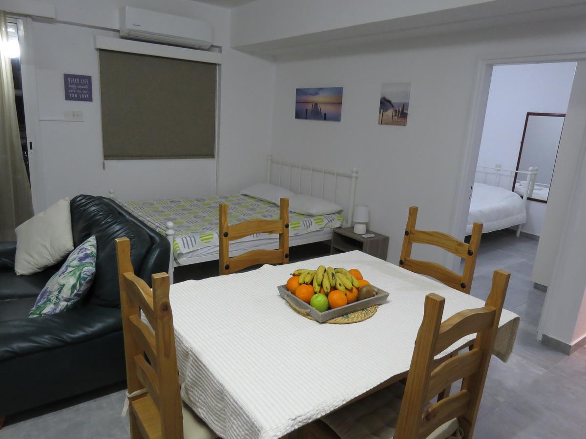 Adonis Apartment Paphos Exterior photo